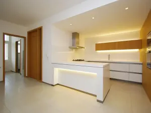 Pronájem bytu 3+1, Praha - Bubeneč, dr. Zikmunda Wintra, 119 m2