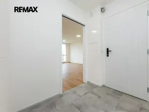 Prodej bytu 3+kk, Praha - Žižkov, Květinková, 70 m2