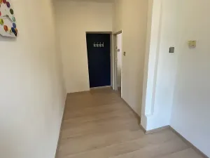 Pronájem bytu 2+kk, Praha - Dejvice, Na Hanspaulce, 36 m2
