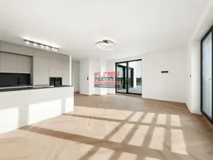 Pronájem bytu 2+kk, Tábor, Janáčkova, 70 m2