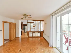 Pronájem rodinného domu, Praha - Štěrboholy, K valu, 220 m2