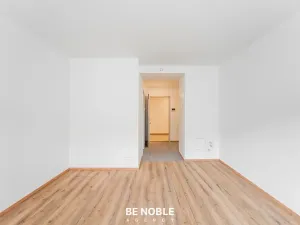Prodej bytu 1+kk, Praha - Libeň, Zenklova, 29 m2