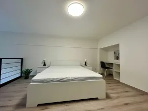 Pronájem bytu 2+kk, Praha - Vršovice, Kubánské náměstí, 43 m2