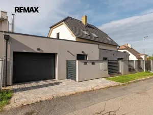 Pronájem bytu 5+kk, Říčany, Táborská, 199 m2