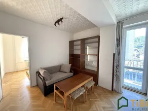 Pronájem bytu 2+1, Blansko, nám. Republiky, 55 m2