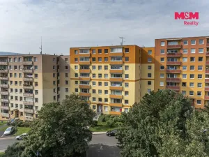 Prodej bytu 1+kk, Ústí nad Labem - Krásné Březno, V Oblouku, 31 m2