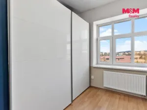 Pronájem bytu 4+1, Liberec - Liberec II-Nové Město, Dobrovského, 91 m2