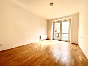 Pronájem bytu 2+kk, Praha - Holešovice, Ortenovo náměstí, 75 m2