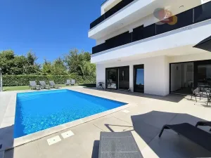 Prodej rodinného domu, Poreč, Chorvatsko, 218 m2