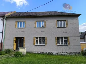 Prodej vícegeneračního domu, Luká, 283 m2