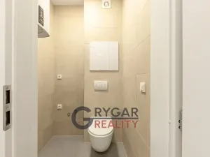 Prodej bytu 1+1, Praha - Vysočany, Pod pekárnami, 55 m2
