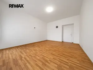 Pronájem bytu 2+1, Praha - Karlín, Prvního pluku, 73 m2