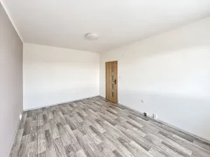 Pronájem bytu 2+1, Kadaň, Chomutovská, 53 m2