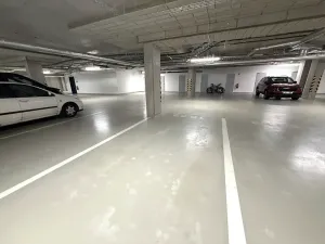 Prodej garážového stání, Brno, třída Generála Píky, 12 m2