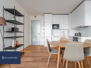 Pronájem bytu 2+kk, Praha - Holešovice, Komunardů, 59 m2