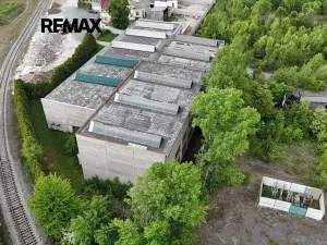 Pronájem výrobních prostor, Roudnice nad Labem, Pracnerova, 2250 m2
