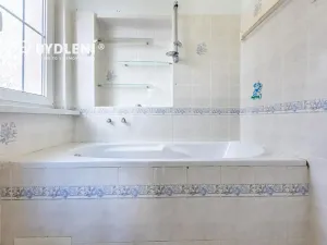Prodej vícegeneračního domu, Novosedlice, Husova, 360 m2