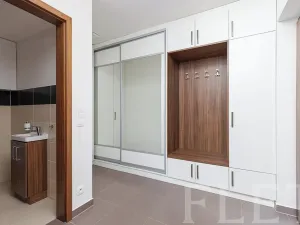 Pronájem bytu 3+kk, Praha - Dolní Chabry, Poštova, 79 m2