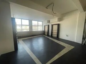 Pronájem obchodního prostoru, Zlín, náměstí Práce, 45 m2