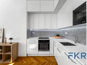 Pronájem bytu 2+kk, Praha - Bubeneč, Šmeralova, 52 m2