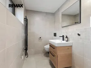 Pronájem rodinného domu, Říčany, Táborská, 199 m2
