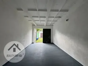 Pronájem garáže, Mladá Boleslav, Nádražní, 19 m2