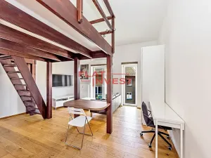 Pronájem bytu 2+kk, Praha - Libeň, Ve vrchu, 50 m2