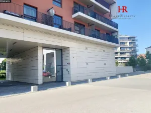 Pronájem bytu 2+kk, Praha - Holešovice, U Uranie, 65 m2