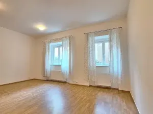 Pronájem bytu 1+kk, Praha - Braník, Ke Krči, 45 m2