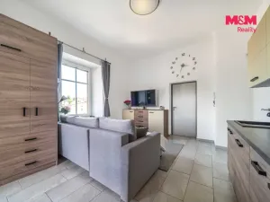 Prodej bytu 4+kk, Lochovice, 64 m2