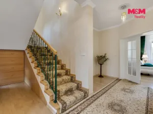 Prodej rodinného domu, Svárov, Ptická, 210 m2