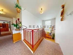 Prodej rodinného domu, Nové Hrady, Vilová čtvrť, 180 m2