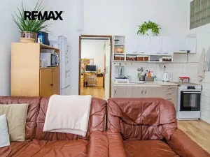 Prodej obchodního prostoru, Jevíčko, Palackého nám., 430 m2