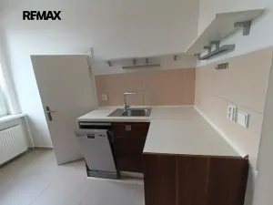 Pronájem bytu 3+1, Praha - Bohnice, Bohnická, 75 m2