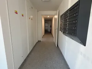 Pronájem bytu 1+kk, Praha - Hostivař, Pražská, 34 m2