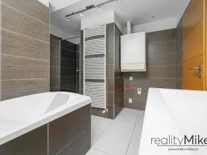 Pronájem bytu 4+kk, Liberec, Na Výšinách, 158 m2