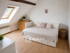 Prodej bytu 4+1, Střemy, 108 m2