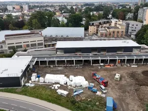 Pronájem obchodního prostoru, Opava, Basketbalová, 86 m2
