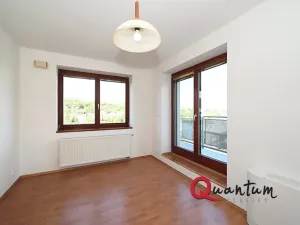 Pronájem rodinného domu, Praha - Kyje, Krčínovo náměstí, 126 m2