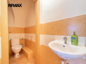 Prodej činžovního domu, Šumperk, nám. Míru, 220 m2