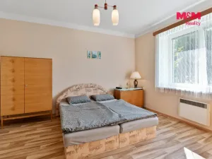 Prodej rodinného domu, Nový Bor - Janov, 180 m2