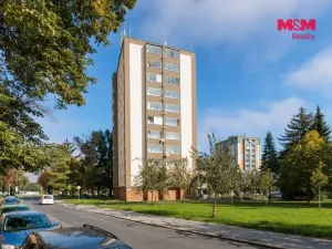 Prodej bytu 3+1, Karlovy Vary, Šumavská, 64 m2