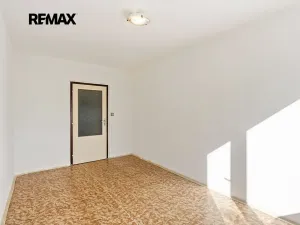 Prodej bytu 3+1, Praha - Řepy, Na chobotě, 77 m2