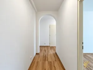 Pronájem bytu 1+1, Ralsko, 33 m2