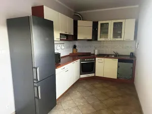 Pronájem bytu 2+kk, Praha - Horní Počernice, Božanovská, 66 m2