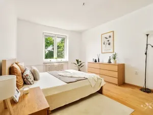 Pronájem bytu 2+1, Praha - Hloubětín, Poděbradská, 51 m2