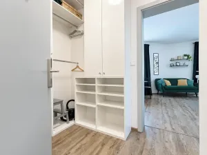 Pronájem bytu 1+kk, Brno, třída Generála Píky, 36 m2