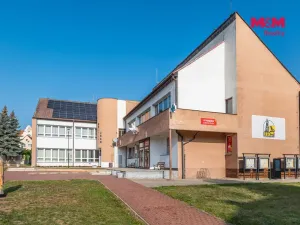Prodej bytu 2+1, Kryry, náměstí Československé armády, 64 m2