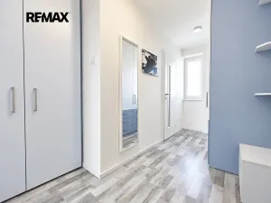 Prodej bytu 3+1, Milovice, Dukelská, 72 m2