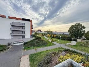 Prodej bytu 1+kk, Praha - Letňany, Hlučkova, 36 m2